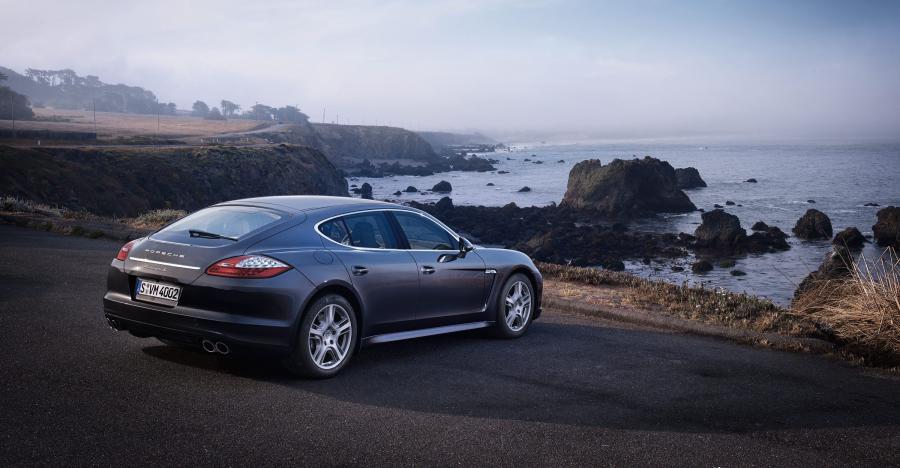  Porsche Panamera S 2010 года  (фото 17 из 20)